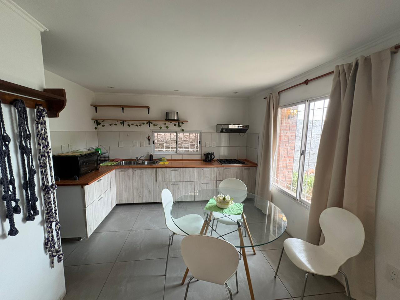 Foto de Alquiler | Hermosa casa de 3 dormitorios en Docta, imagen 3