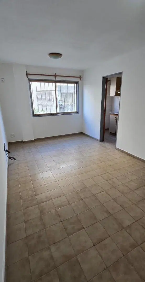 Departamento 1Dorm Muy Bien Ubicado, Bº Alberdi 5
