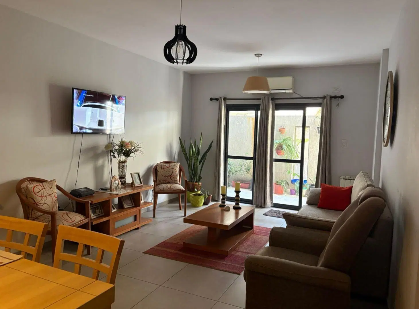Departamento Dos Dormitorios en Venta Complejo El Algarrobo Alberdi 5