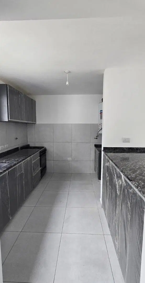 Hermoso Dúplex en Solares de Manantiales 3