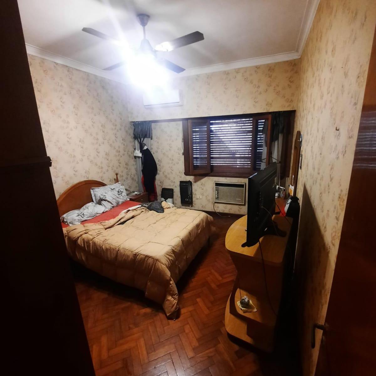 Casa 3 dormitorios con cochera