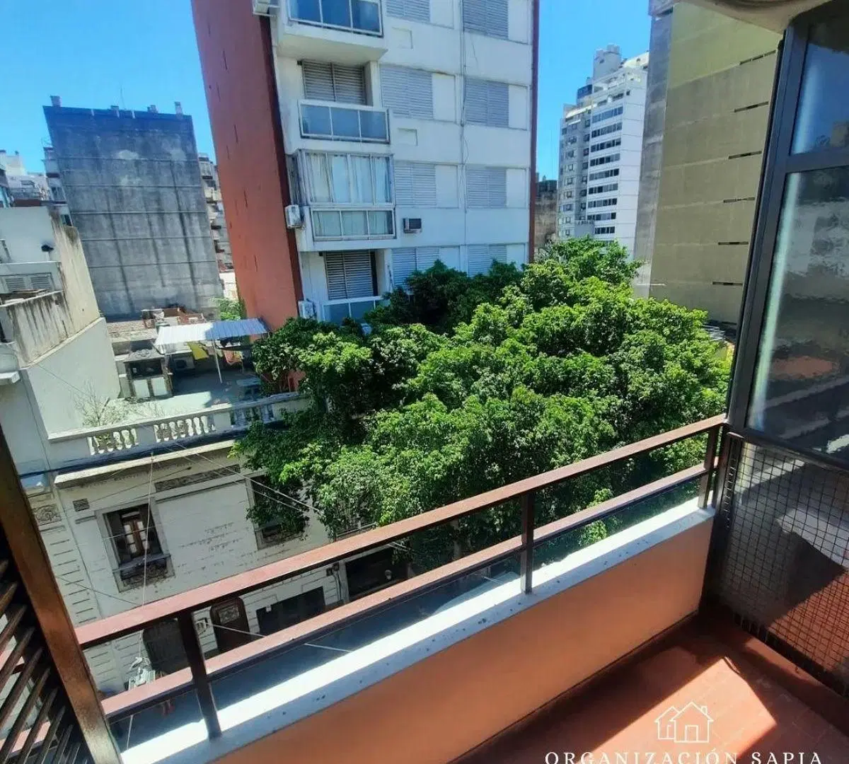 departamento 1 dormitorio con balcon centro 5