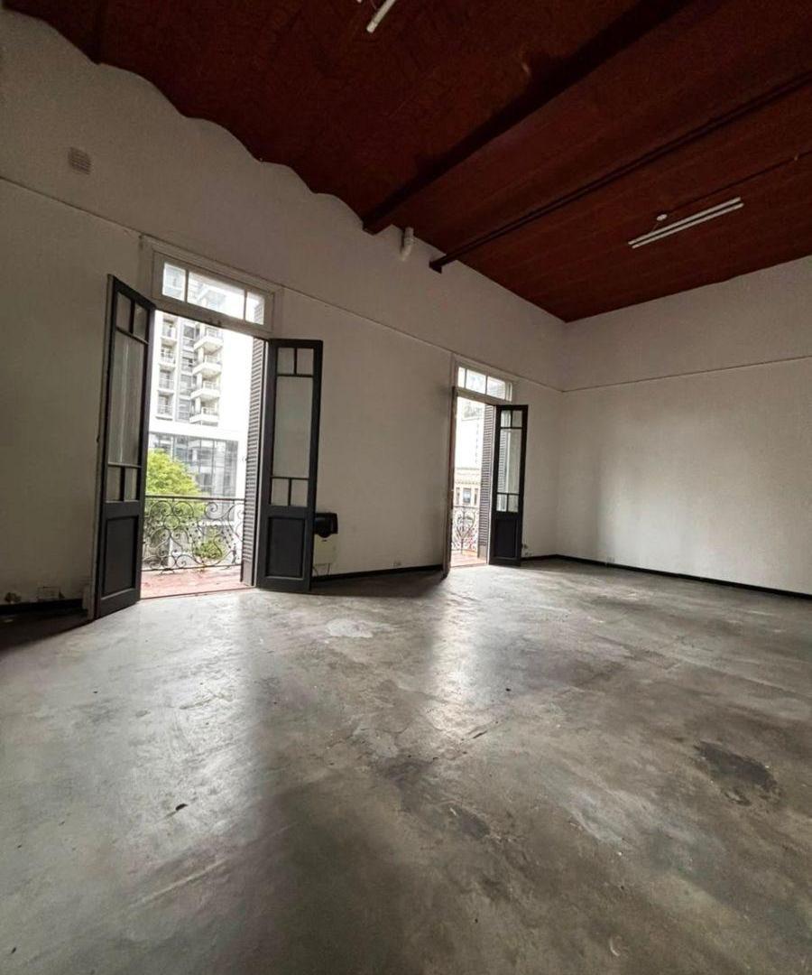 Foto de Amplia oficina/local en planta alta de 170 m² con múltiples destinos, imagen 5