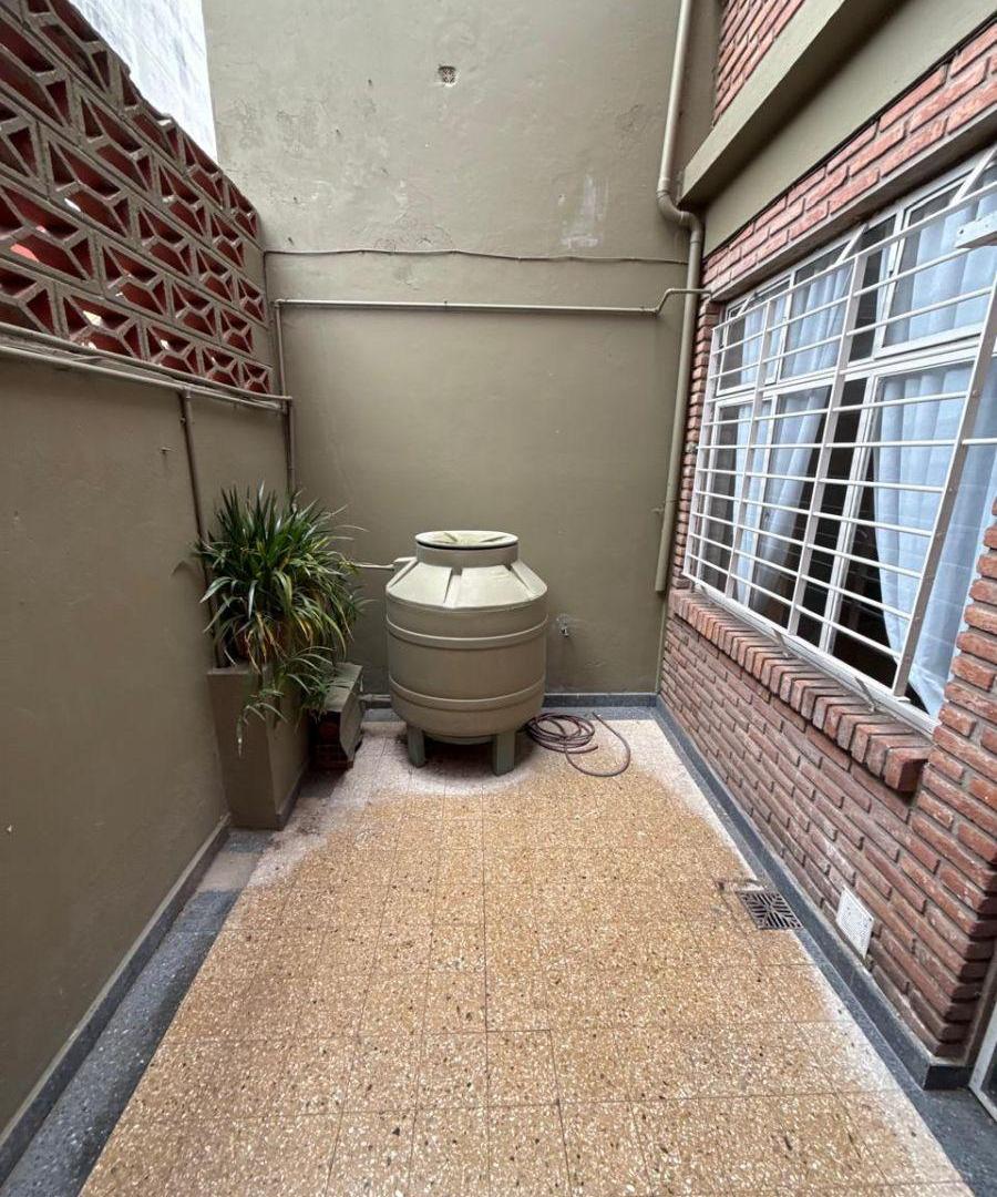 Foto de Departamento de pasillo amueblado en alquiler – Mitre 1170, imagen 1