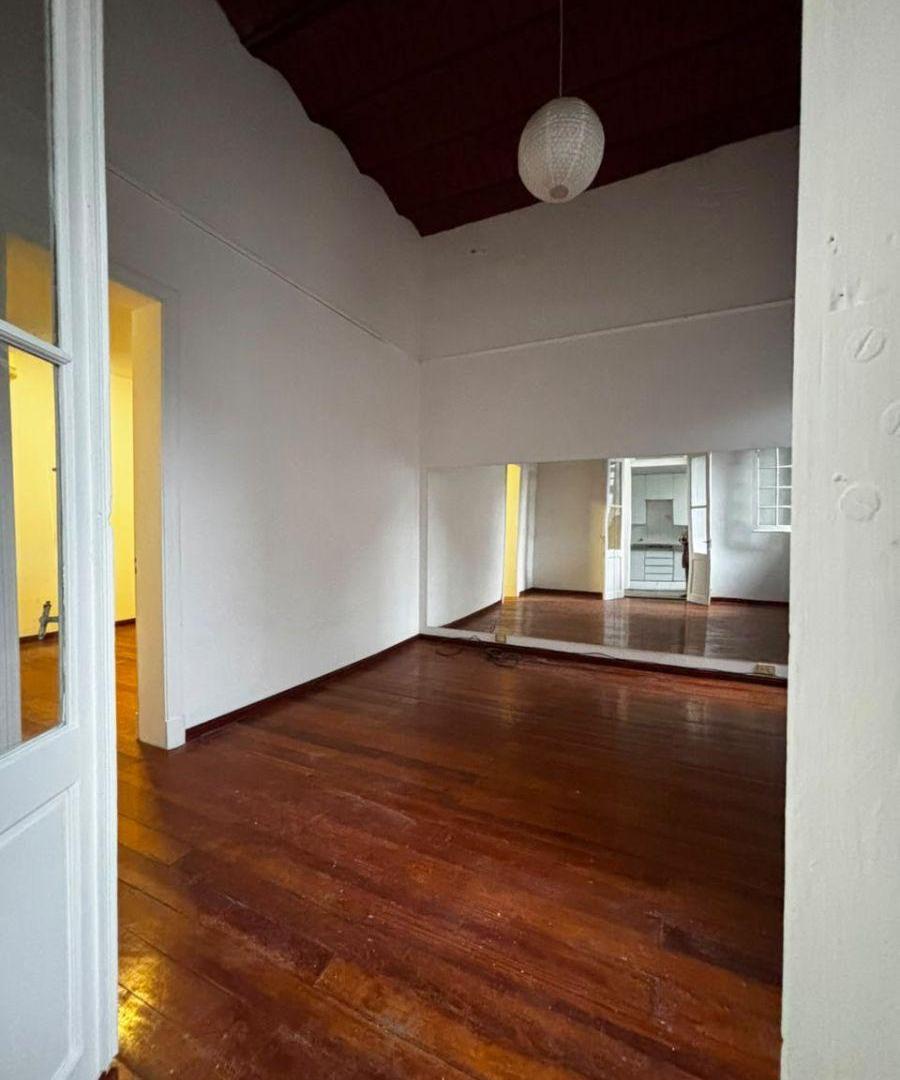 Foto de Amplia oficina/local en planta alta de 170 m² con múltiples destinos, imagen 3