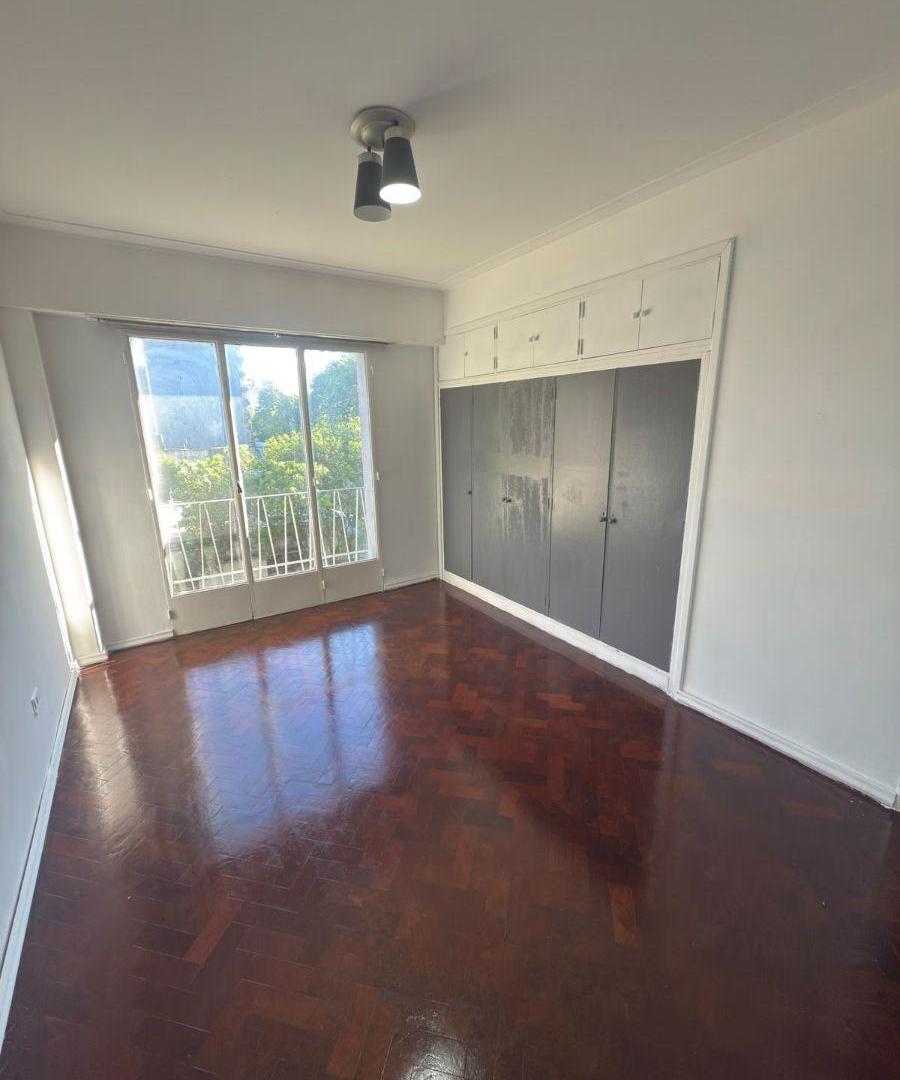 Foto de departamento de 2 dormitorios muy amplio, imagen 3
