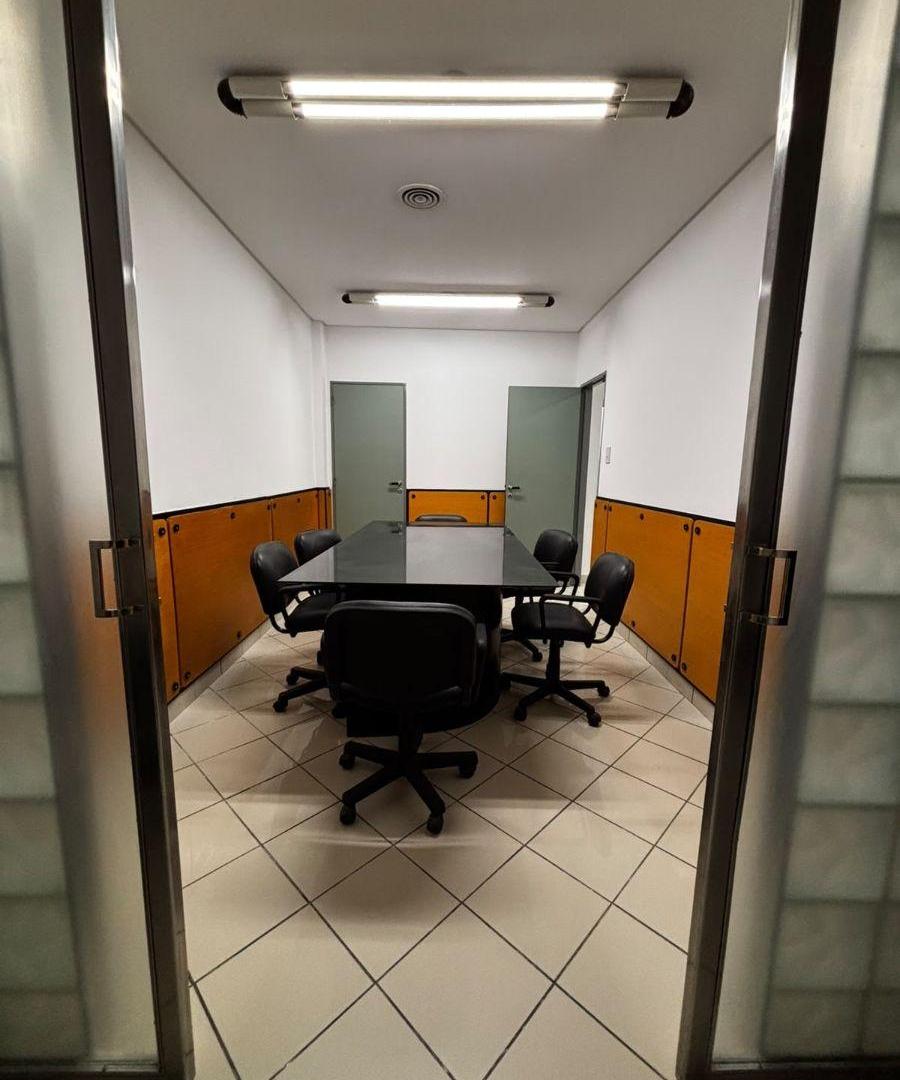 Foto de Amplia oficina en alquiler en planta baja – Excelente estado – Córdoba, imagen 4