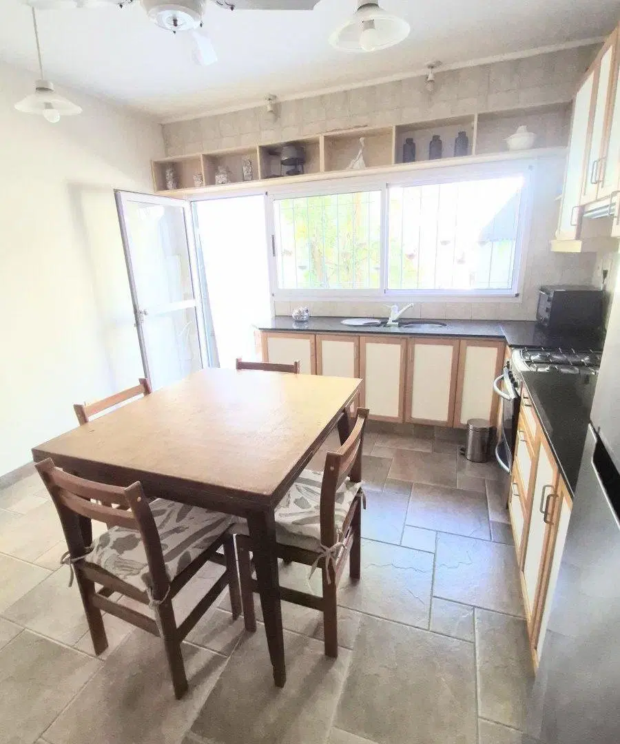 Casa 5 dormitorios - Ocampo 351 2
