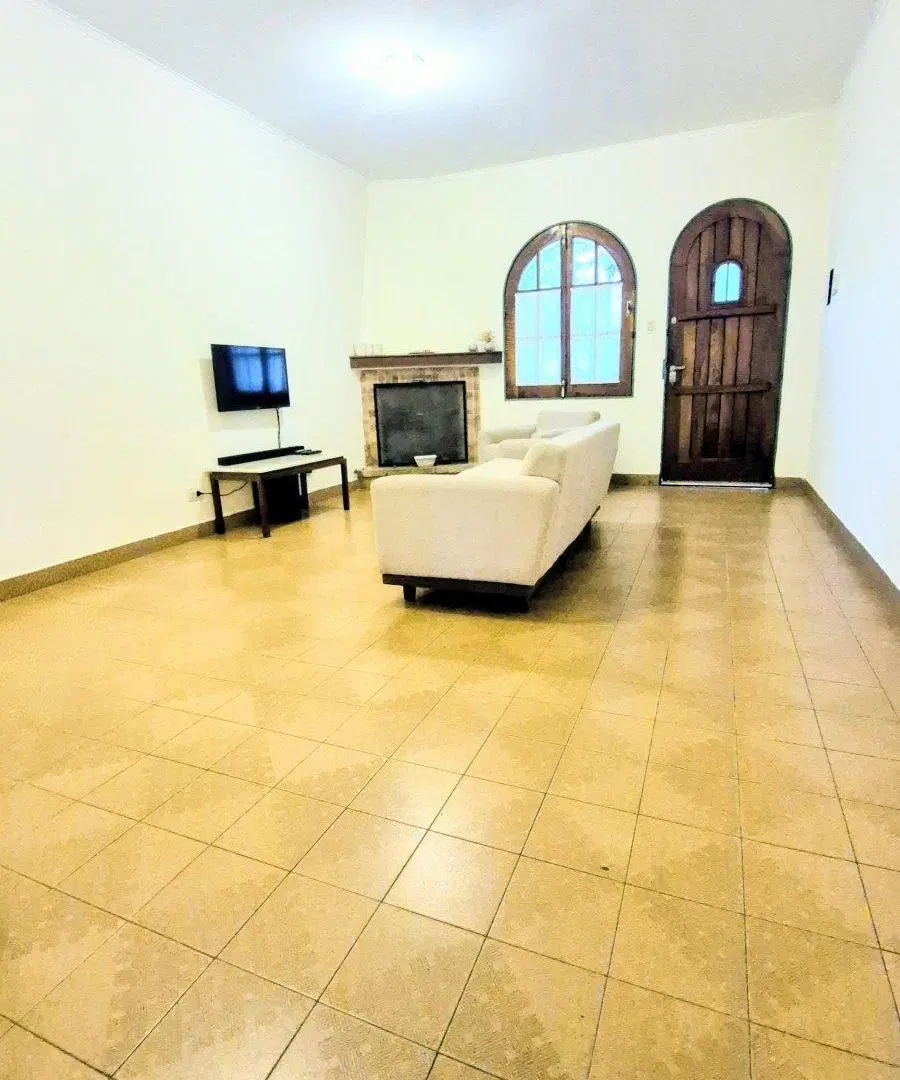 Casa 5 dormitorios - Ocampo 351 4