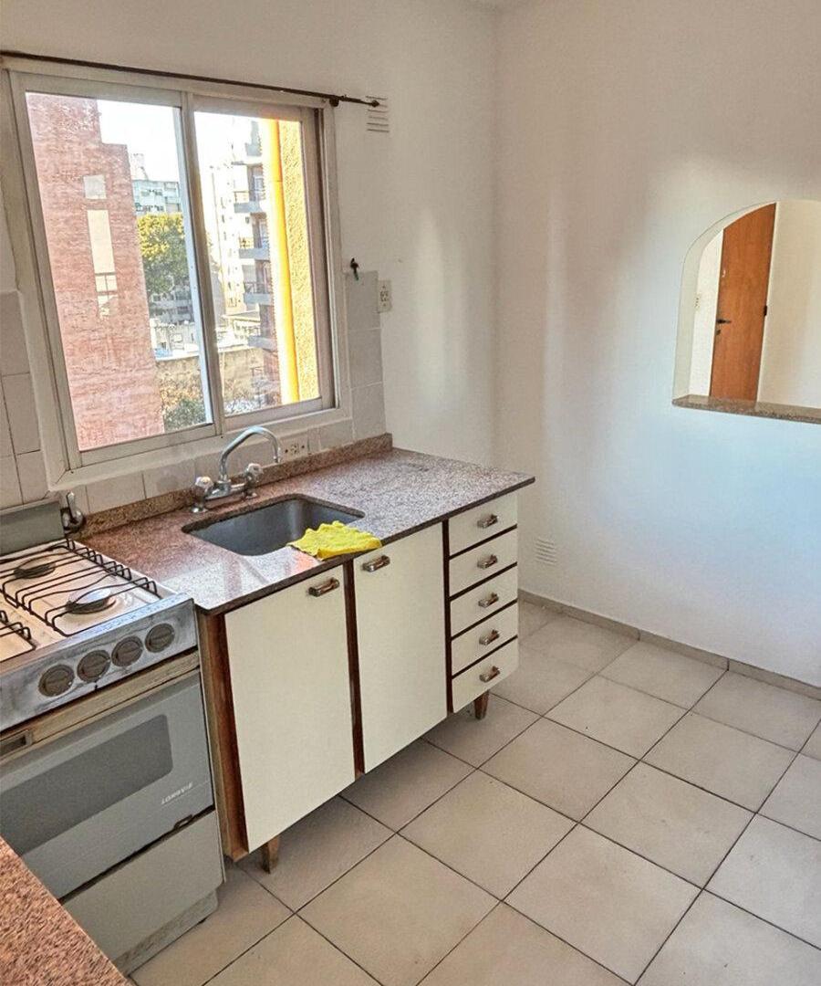 Foto de ALQUILER - Departamento 1 Dormitorio - España 1491, imagen 5