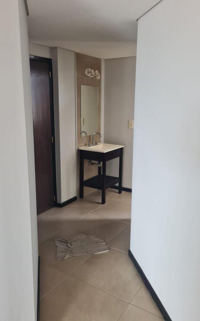 Foto de ALQUILER - Departamento 1 Dormitorio - Pellegrini 338, imagen 2