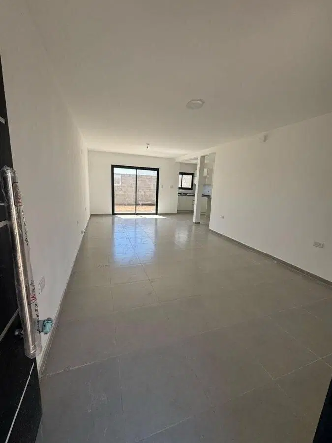 VENDO DUPLEX DE 1 DORMITORIO EN MANANTIALES 2