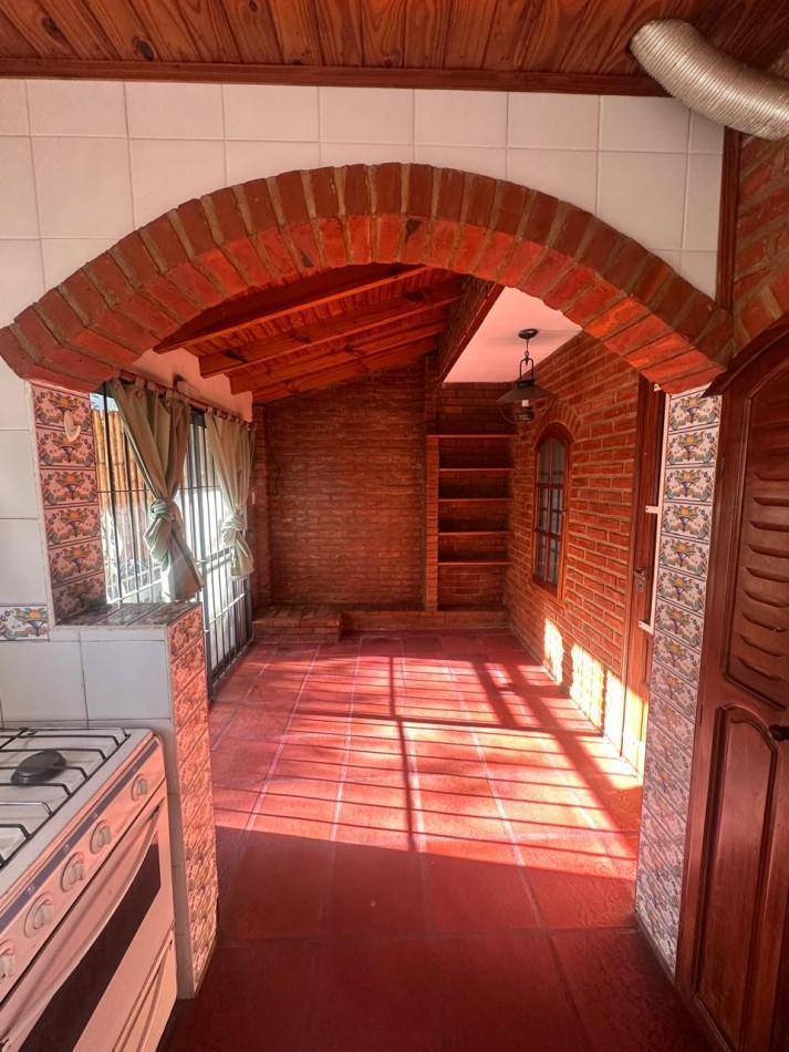 Foto de CASA 4 AMBIENTES CON GAS NATURAL ZONA NORTE, imagen 3