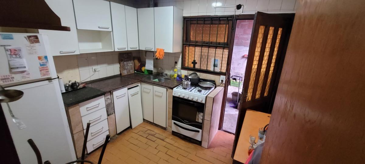 Venta Casa 3 Ambientes en Génova y Polonia 1