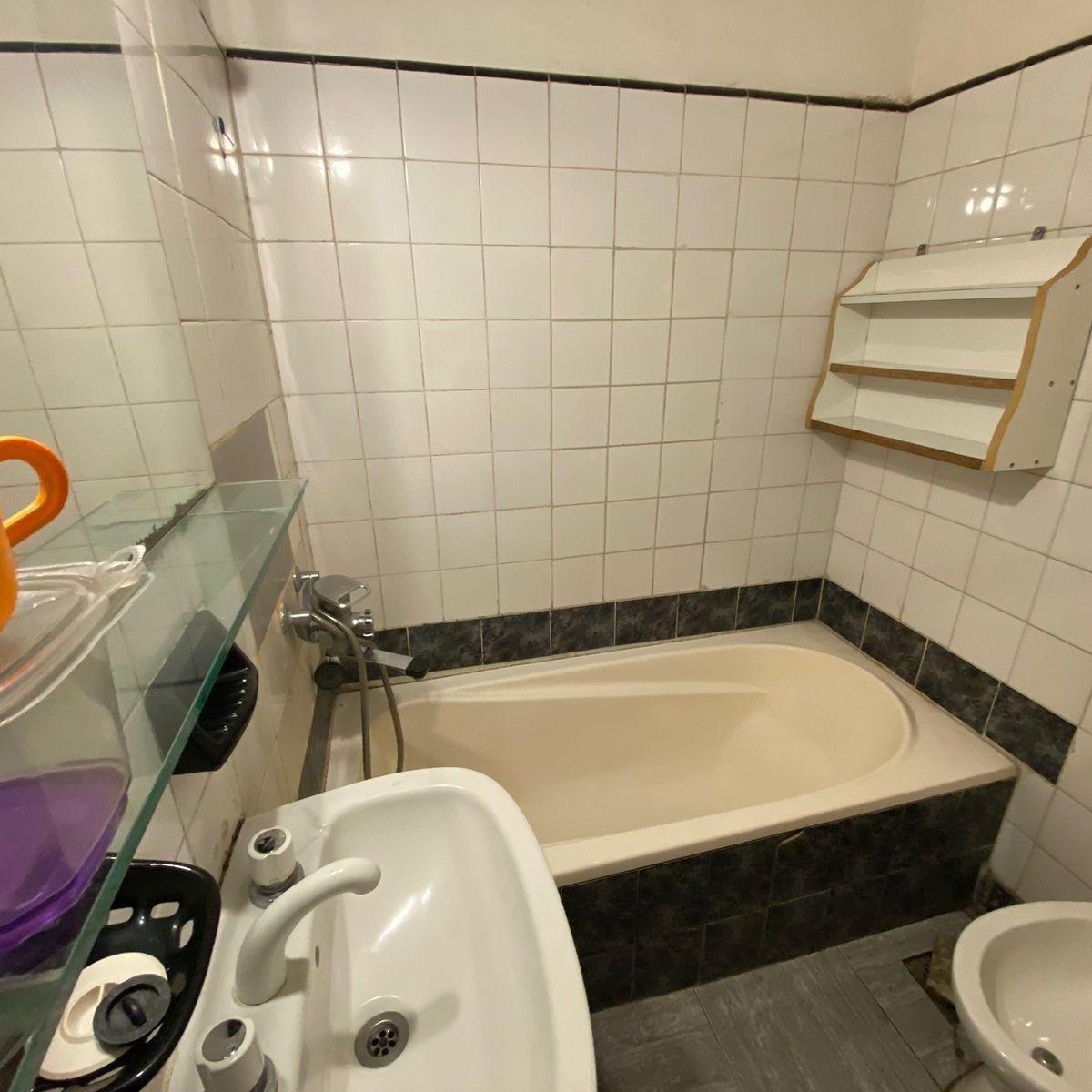 Venta Casa 5 Ambientes en Floresta 3