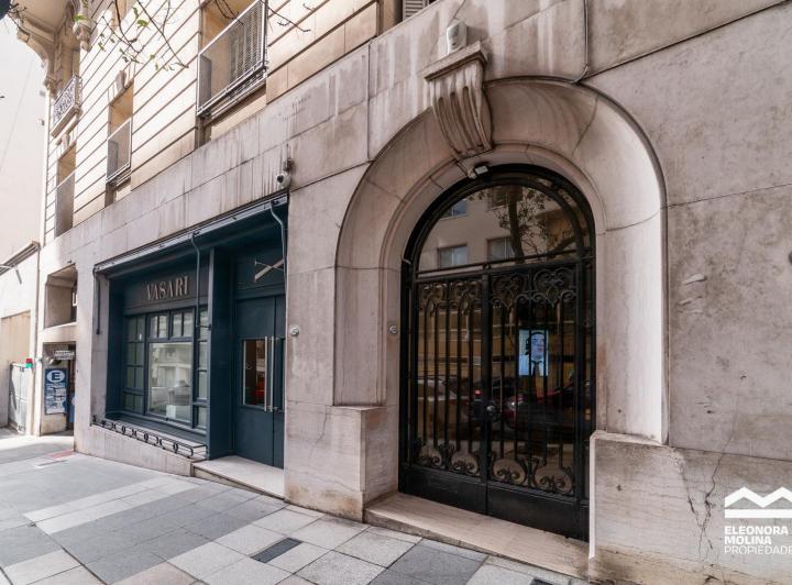 Foto de Venta - Departamento de categoría en Recoleta - Petit Estrugamou, imagen 4