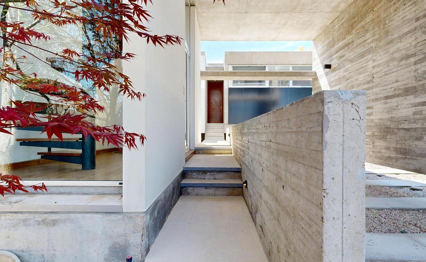 Foto de Casa en Venta 6 Ambientes al Lago Nordelta | Piscina | Muelle Propio |, imagen 5