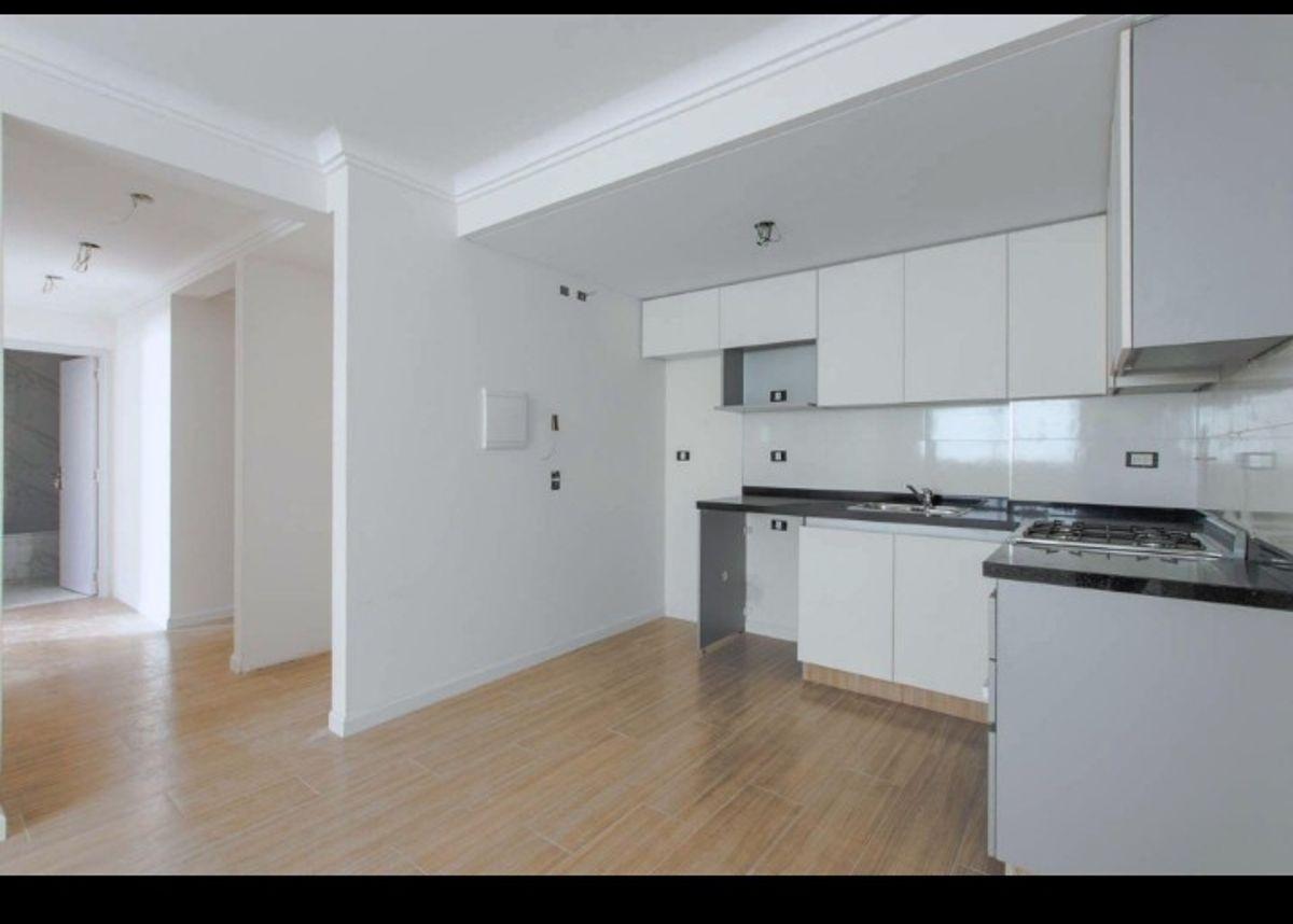 Foto de Departamento de 63 m² con 2 dormitorios en venta en Balvanera, imagen 4