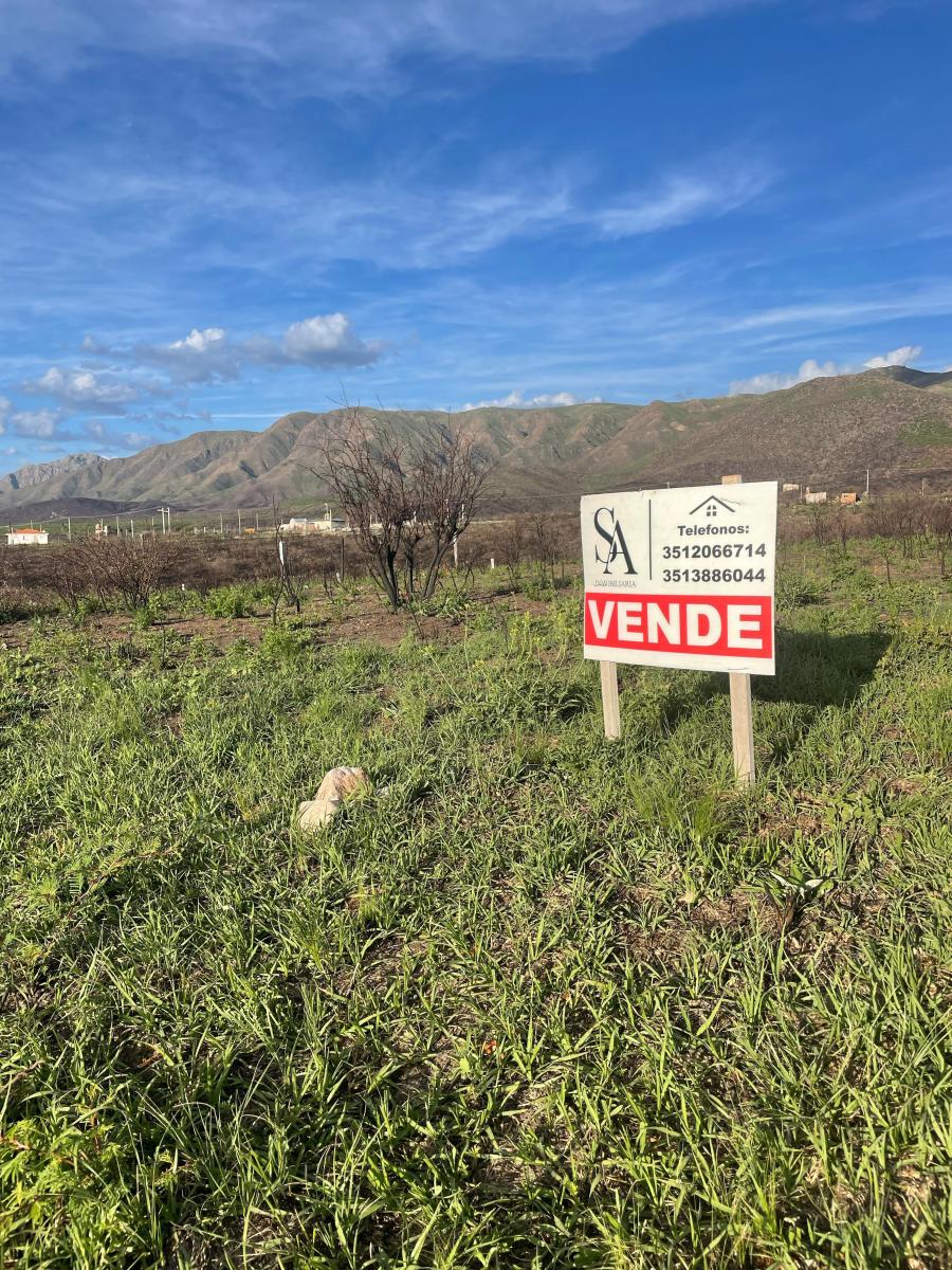 Terreno en Los Cocos con Vista Unica a Las Montañas y Salida a 2 Calles 5