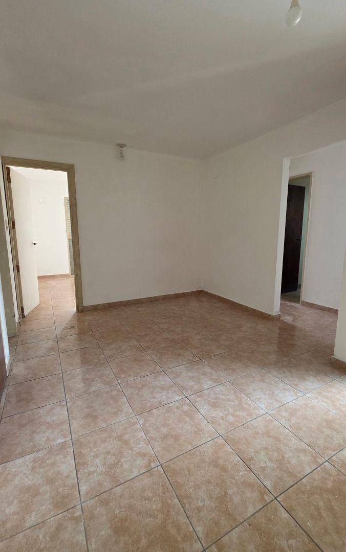 Foto de SAN MARTIN 263 - Ed Florencia -2 dorm - se alquila, imagen 1