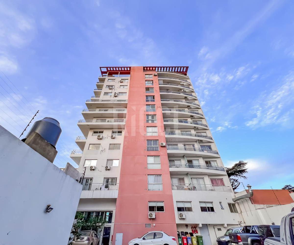 Departamento 4 Ambientes en Venta Berazategui 2