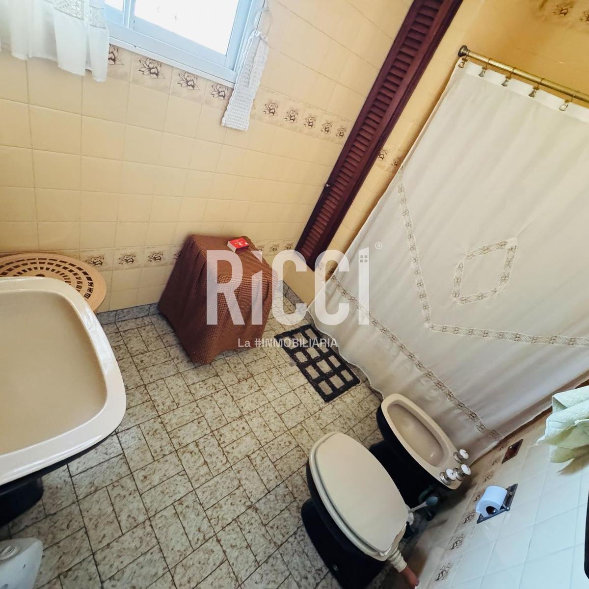 Casa en Venta Quilmes Ideal 3 Familias o Consultorios. 4