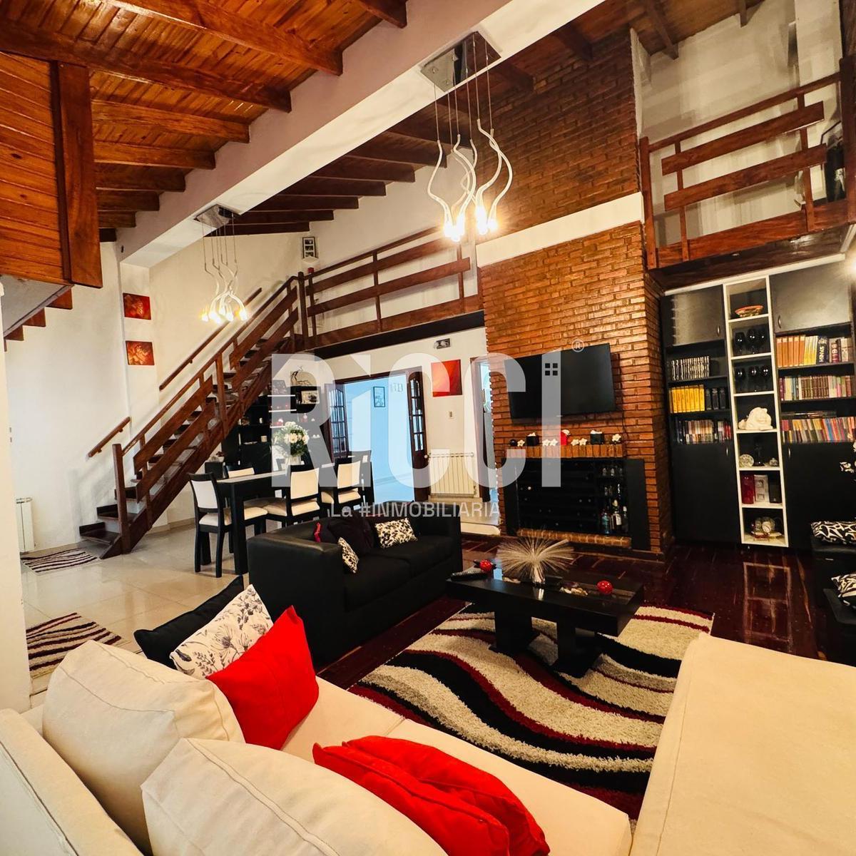 Casa en Venta en Berazategui Centro, Barrio Ducilo 3