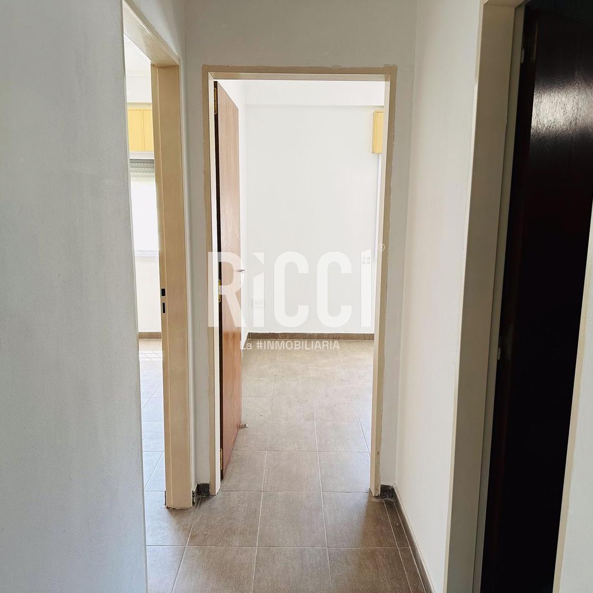 Casa 6 Ambientes en Venta Berazategui 4