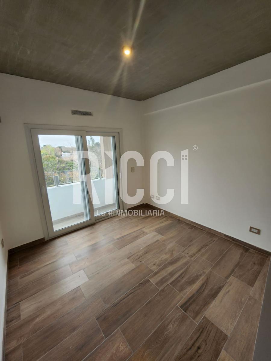 Foto de Departamento 3 Ambientes en Venta Apto Credito Berazategui, imagen 2