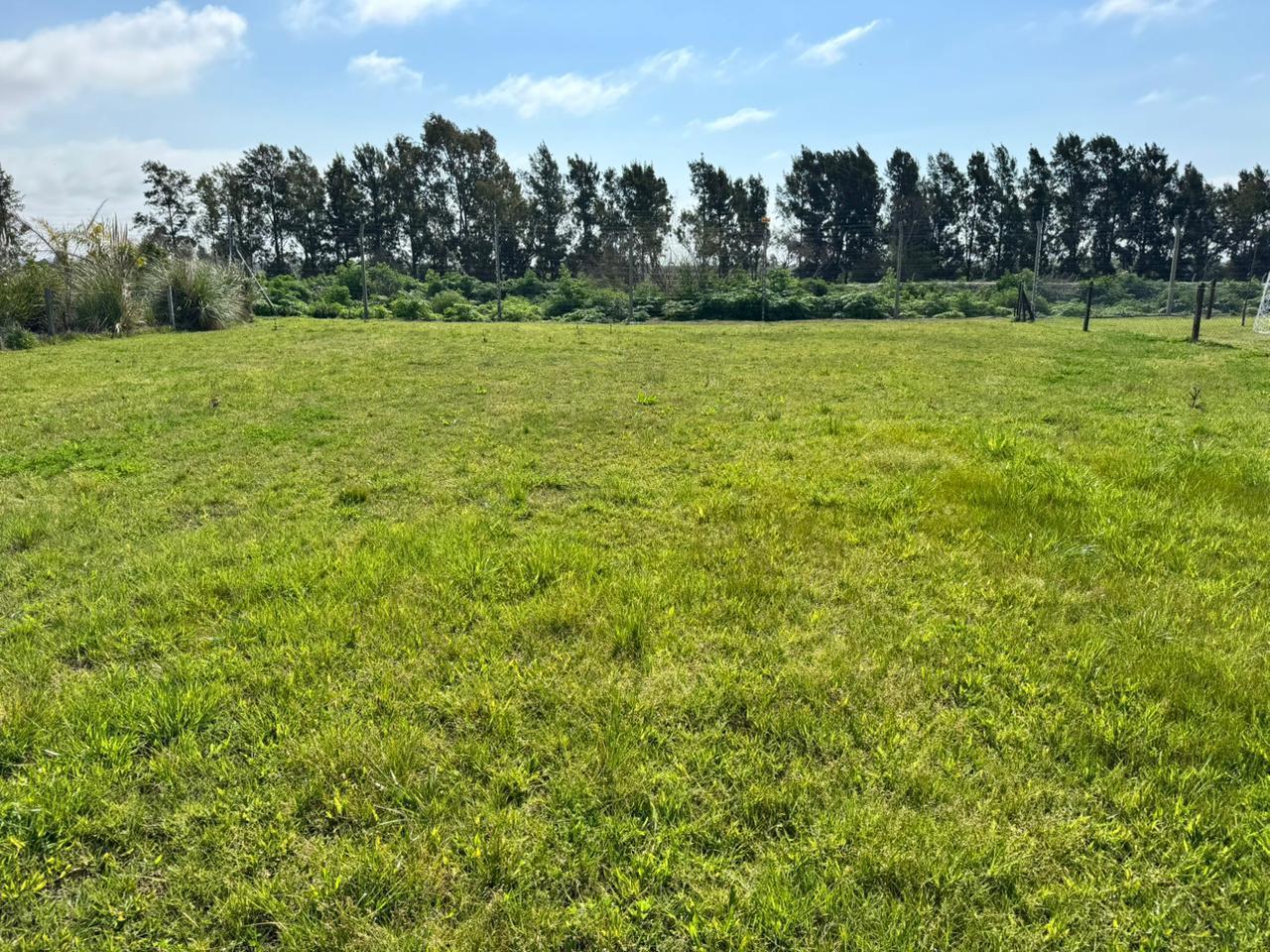 Lote perimetral a la venta en Villalobos Pueblos del Plata Hudson