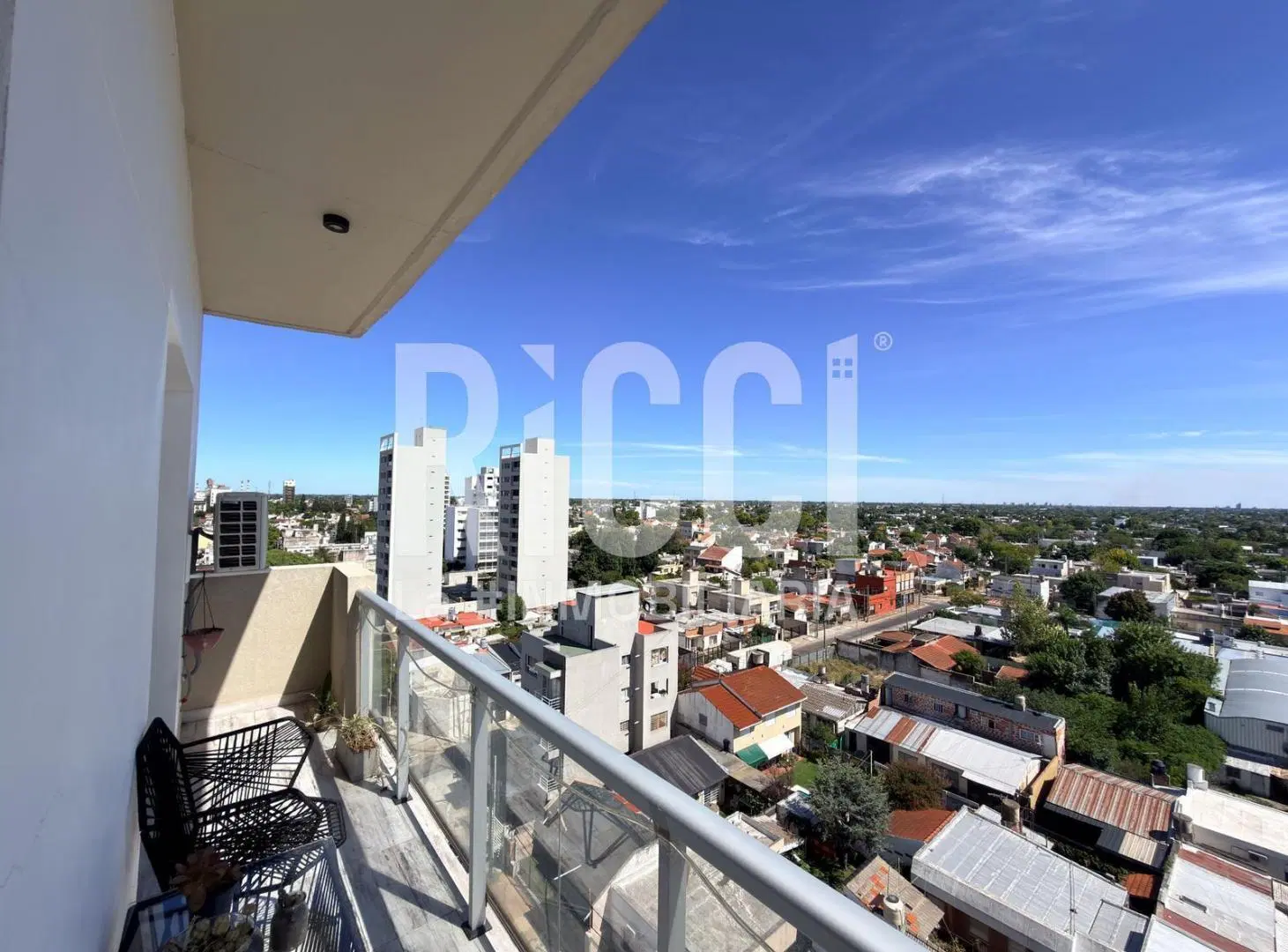 Departamento 3 ambientes en venta en Berazategui 2