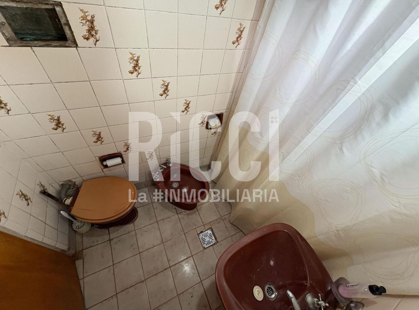 Foto de Casa en venta en Berazategui a reciclar, imagen 2