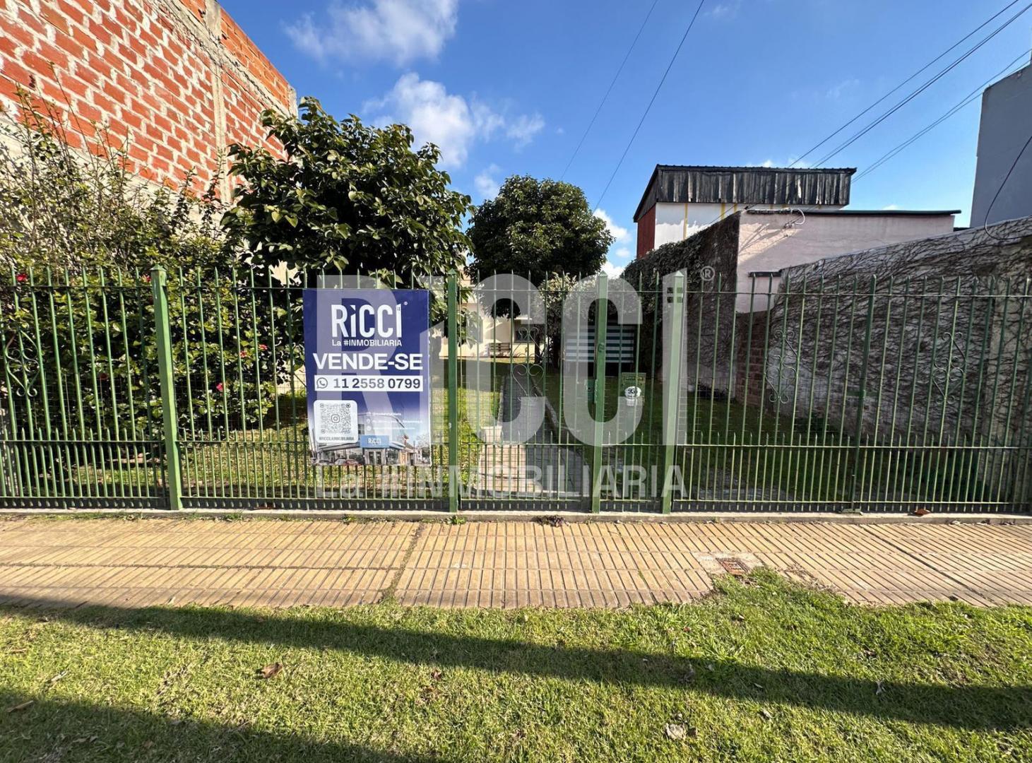 Foto de Casa 3 ambientes en Venta Berazategui, imagen 2