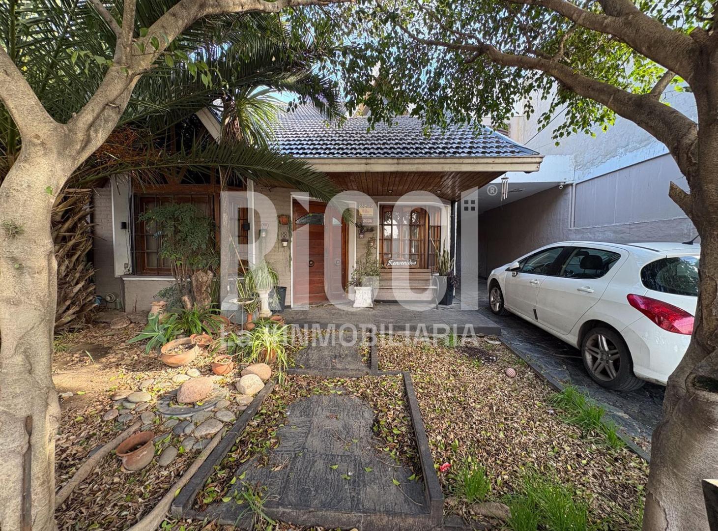Casa en venta Berazategui 5 ambientes