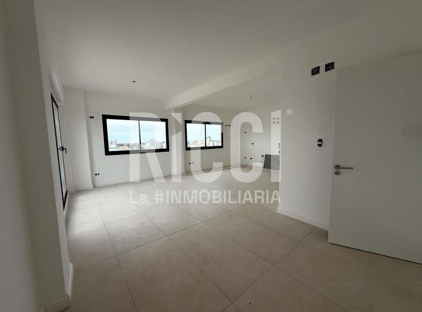 Foto de Departamento 4 ambientes en venta Berazategui, imagen 4