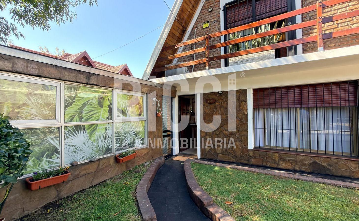 Foto de Casa en venta 3 ambientes en Berazategui con cochera, imagen 3