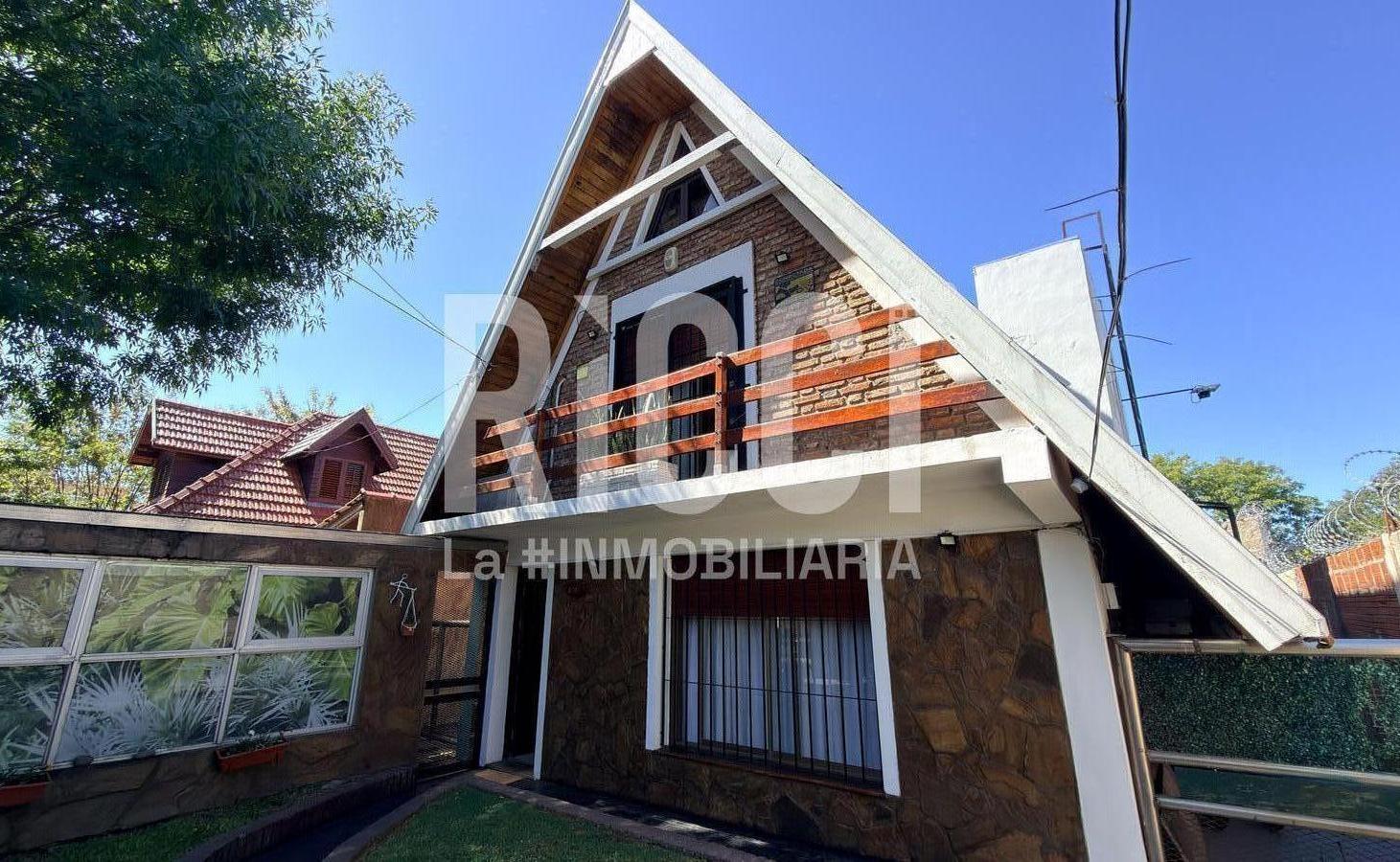 Foto de Casa en venta 3 ambientes en Berazategui con cochera, imagen 1