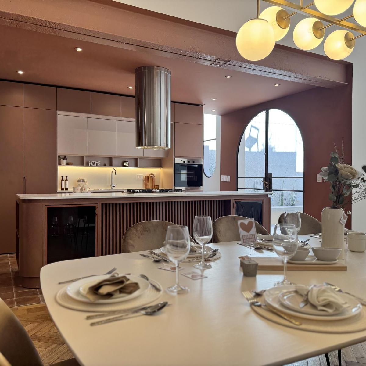 Increíble Casa en Barrio Abasto de 4 Dorm. 3
