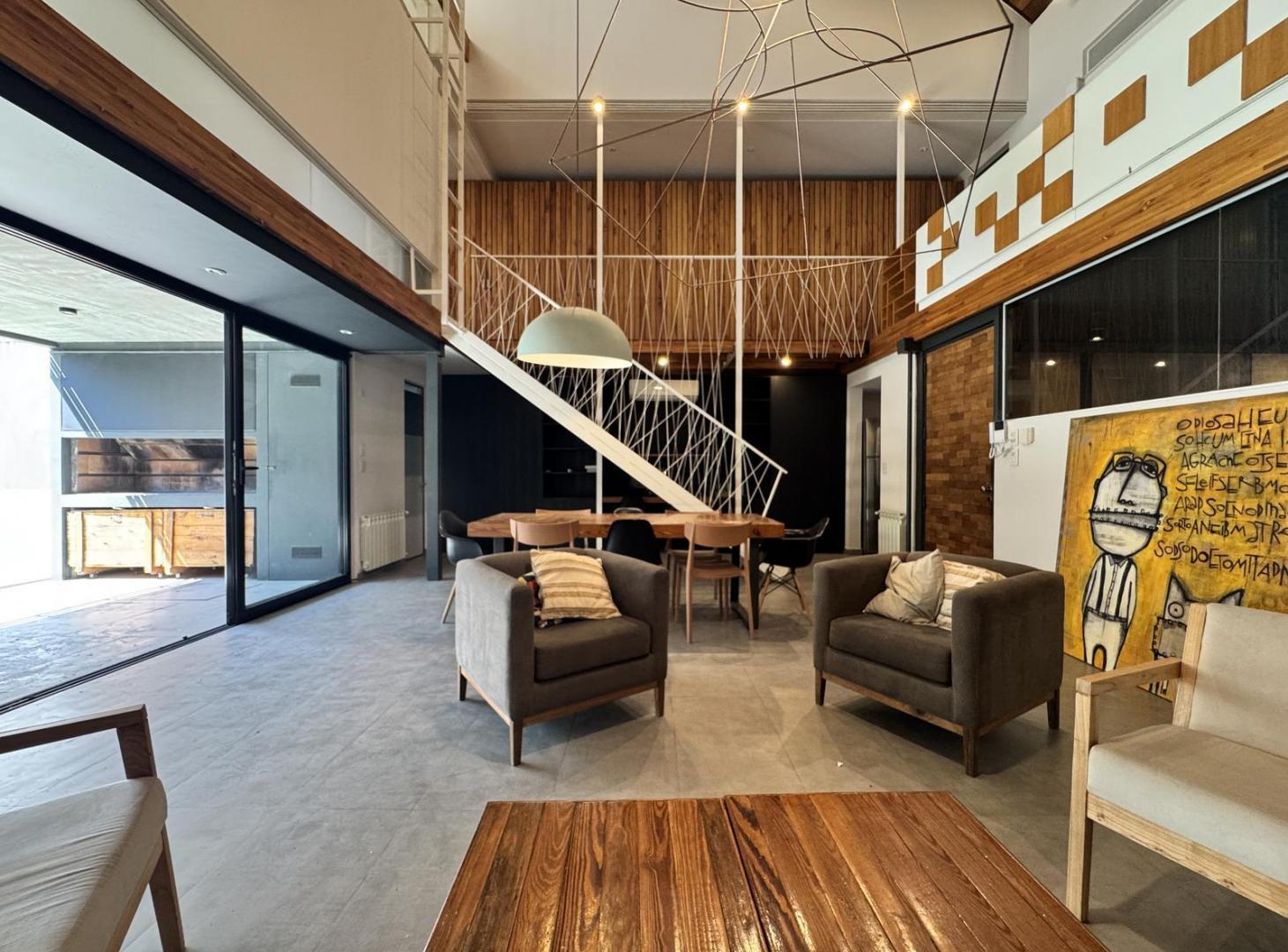 Foto de Casa 3 dormitorios de diseño, cochera doble y pileta, imagen 2