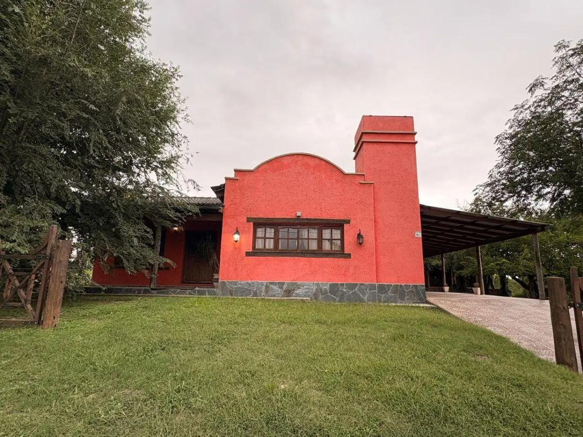 VENTA HERMOSA CASA DE CAMPO C/VISTA 4