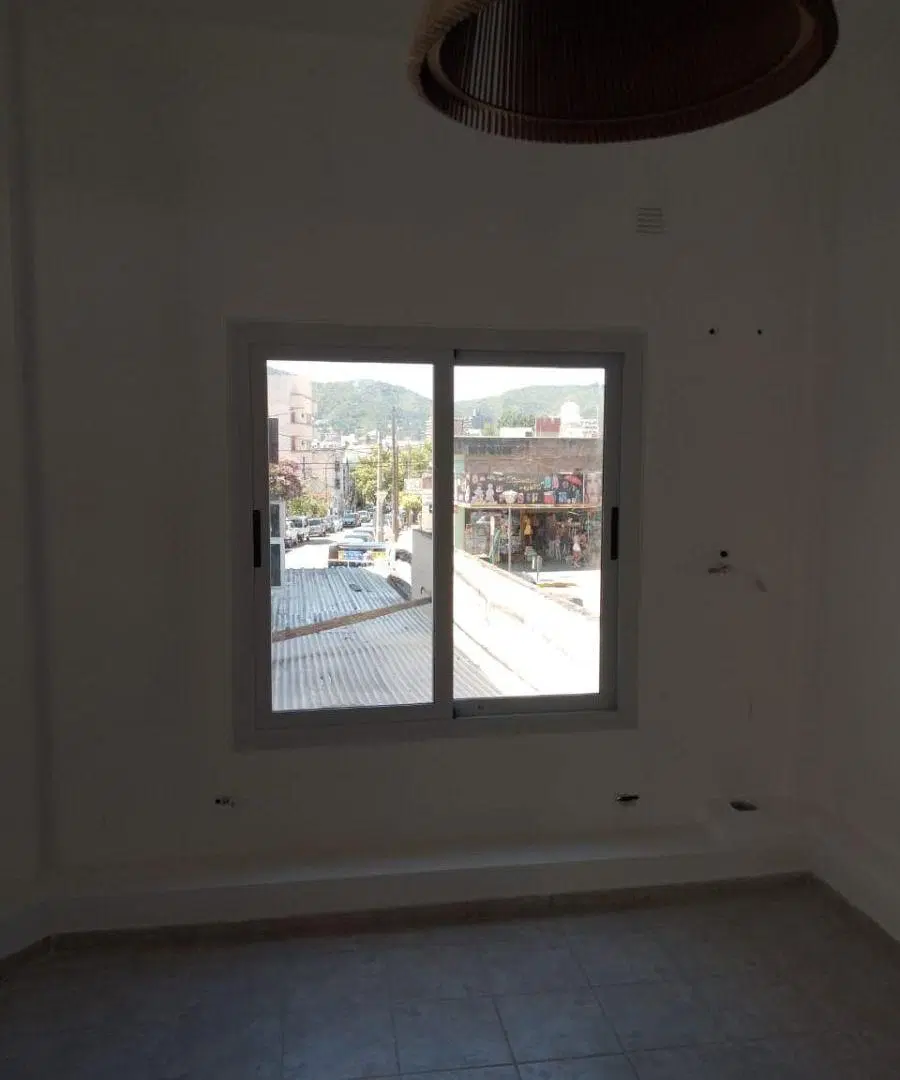 VENTA OFICINA EN CARLOS PAZ OPORTUNIDAD 2
