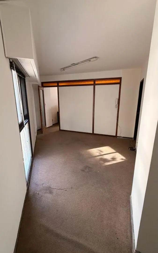 VENTA DE OFICINA CENTRICA EN CARLOS PAZ 5