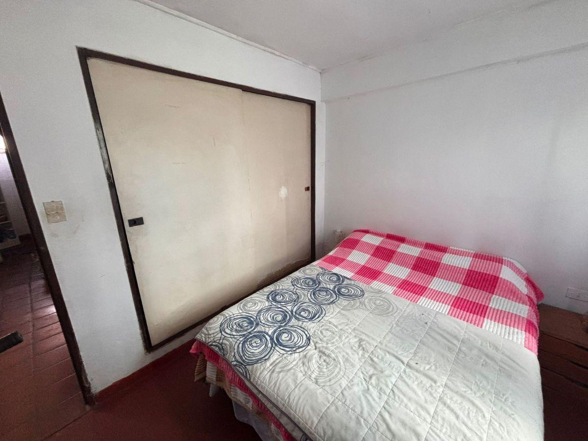 Departamento en Los Hornos sobre Avenida 60
