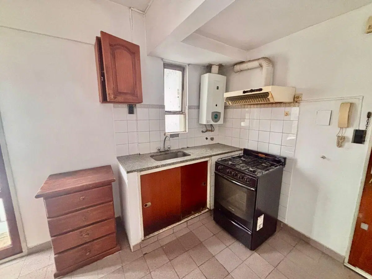 Departamento de 1 dormitorio en venta con cochera - Zona facultades 4