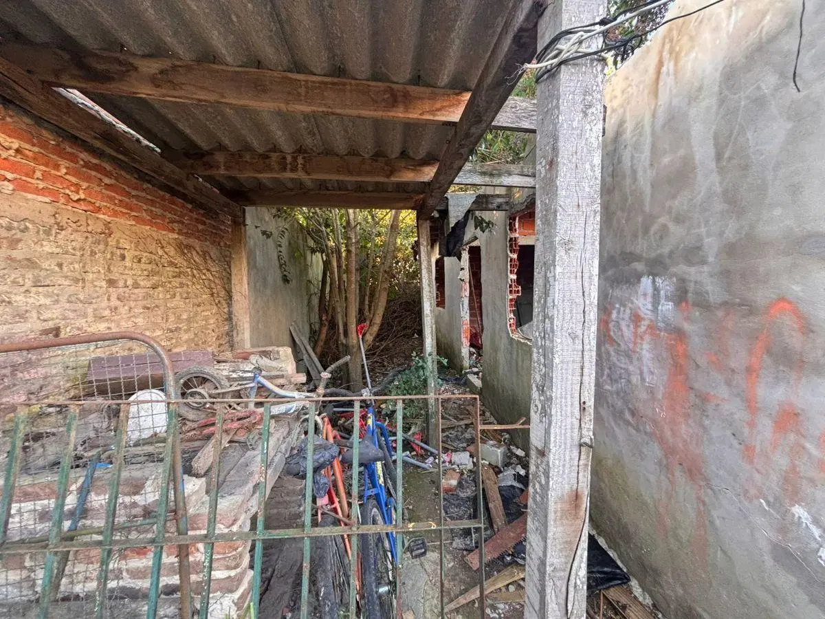 Lote/casa a refaccionar o demoler en pleno City Bell 2