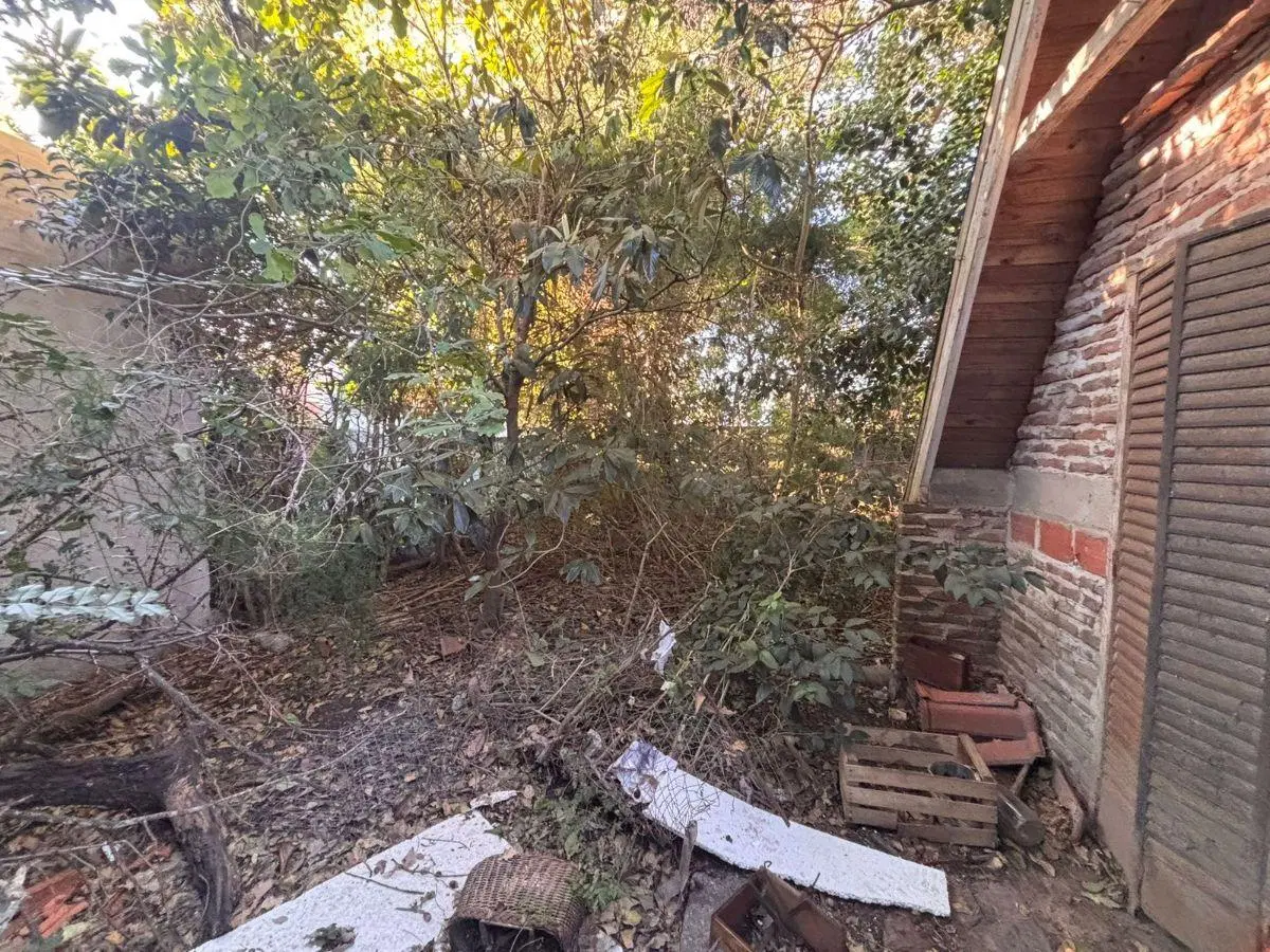 Lote/casa a refaccionar o demoler en pleno City Bell 3