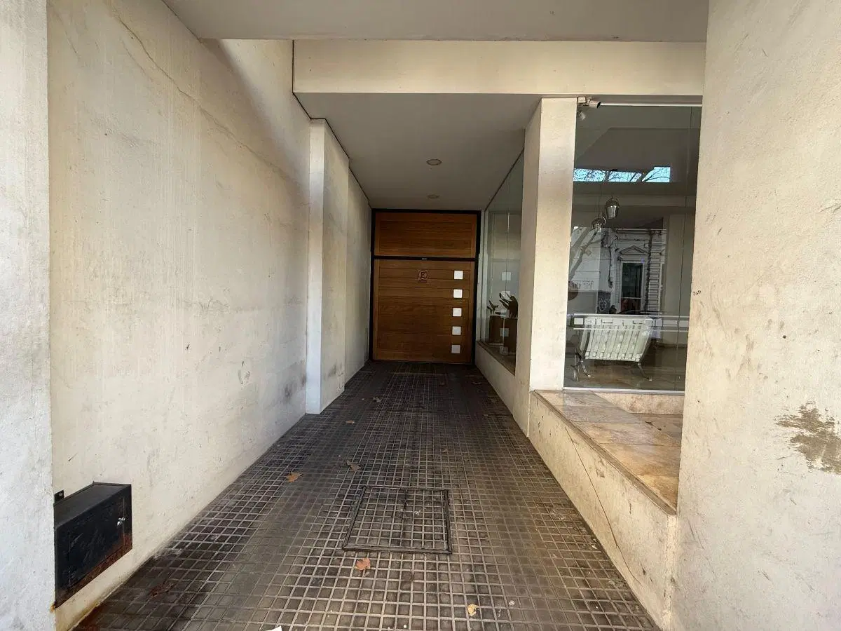 Venta de Departamento de 2 Dormitorios con cochera cubierta.- 4