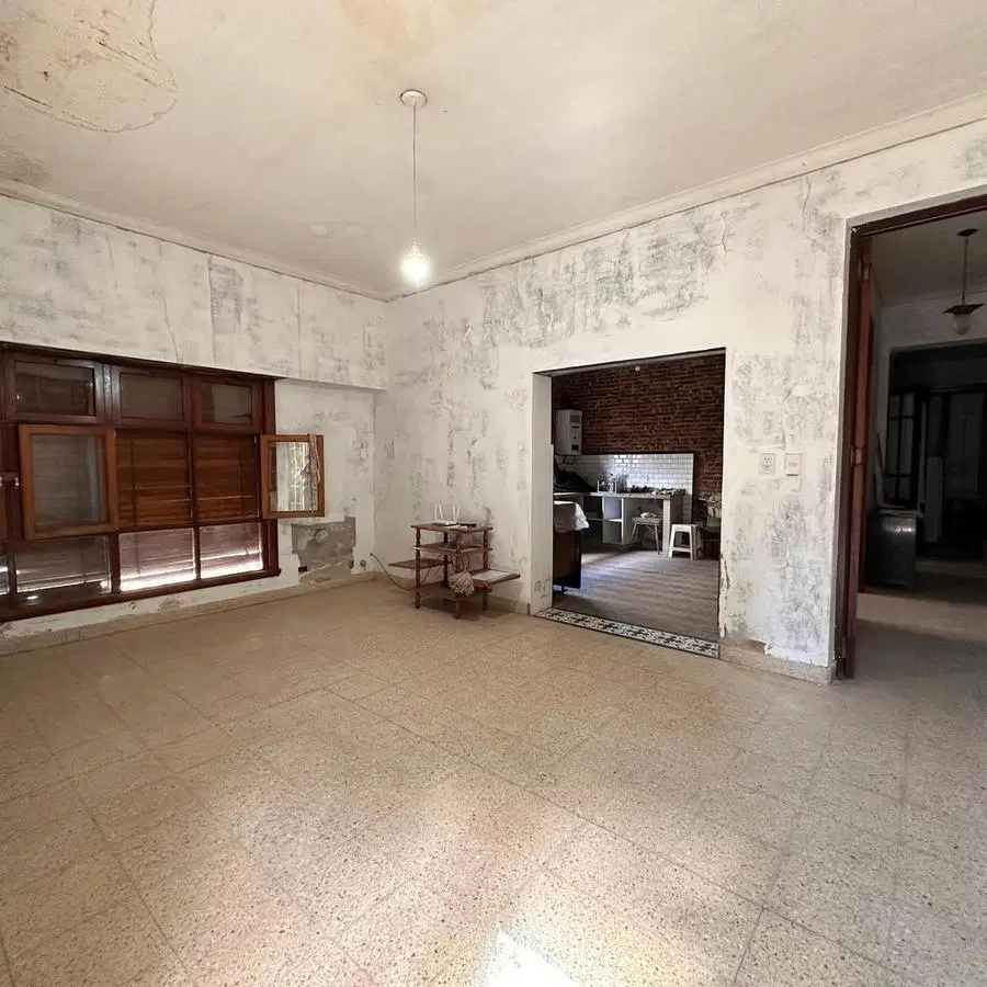 Venta de Casa con Desarrollo Comercial 3