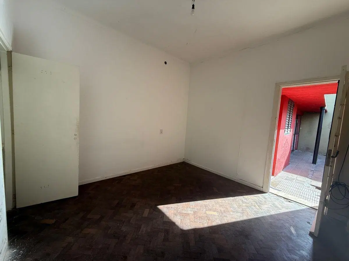 Venta de Casa en Zona de Parque Saavedra 3