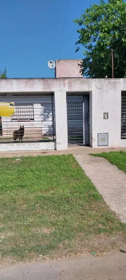 Casa en  68 e/157 y 158 Los Hornos 1